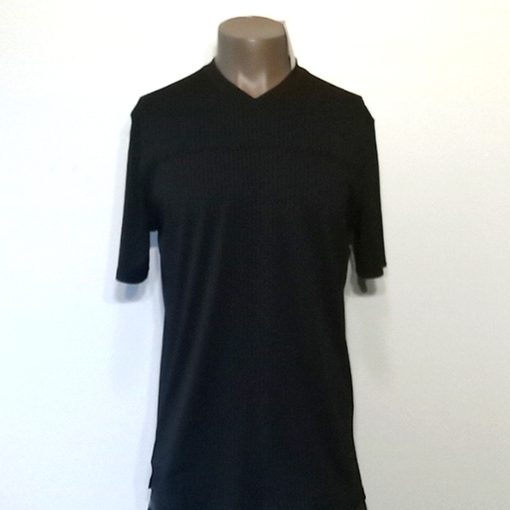 Comfortable & Fitting 1pc Black V-neck short sleeves shirt by SMASH